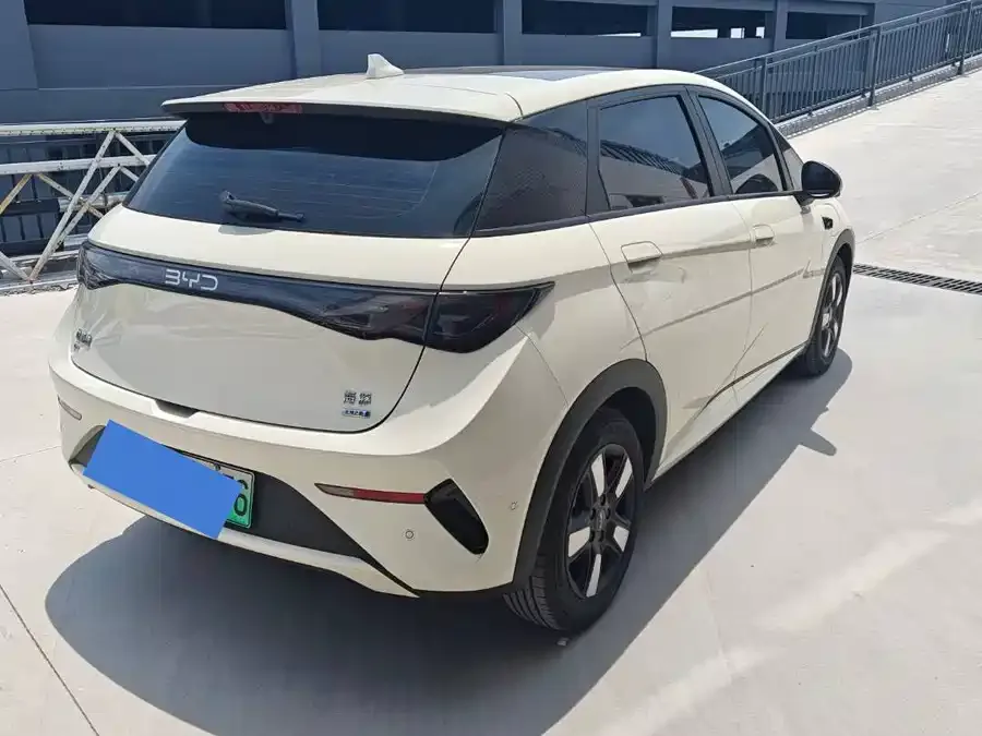 BYD Dolphin Dolphin 2025 Smart Driving Edition 410km Fashion Edition 2025 — миниатюра 4