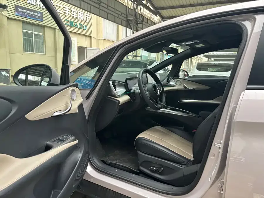 BYD Dolphin Dolphin 2025 Smart Driving Edition 410km Fashion Edition 2025 — миниатюра 3