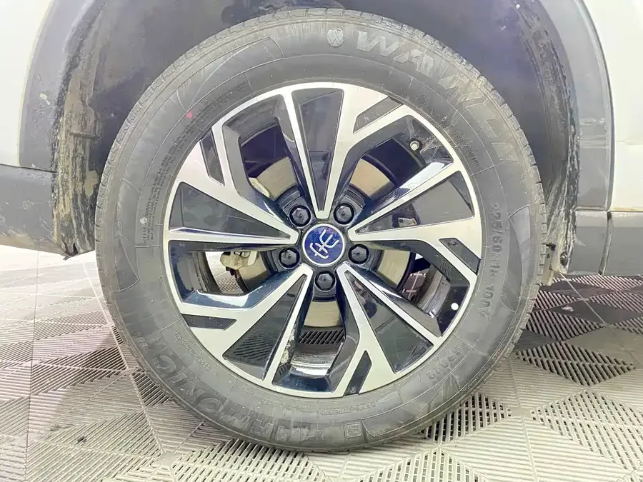 BYD Song Pro New Energy Song Pro New Energy 2025 Second Generation Intelligent Driving Edition DM-i 75KM Leading Edition 2025 — миниатюра 5