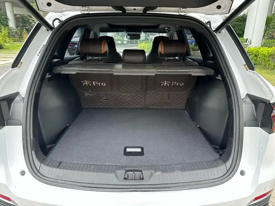 BYD Song Pro New Energy Song Pro New Energy 2022 DM-i 110km Flagship Model 2023 — миниатюра 3