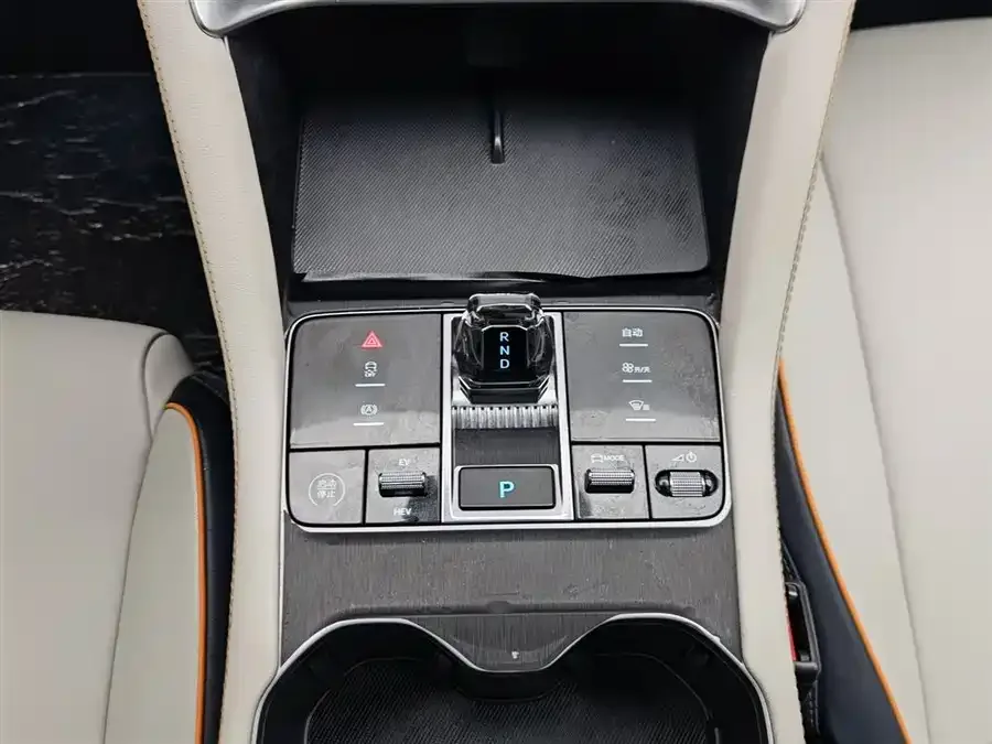 BYD Song PLUS New Energy Song PLUS New Energy 2023 Champion Edition DM-i 110KM Flagship 2023 — миниатюра 4