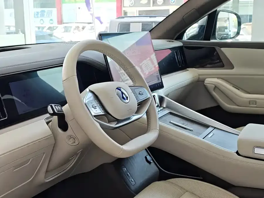 BYD N8L Denza N8L 2025 Flagship Model 2025 — миниатюра 4