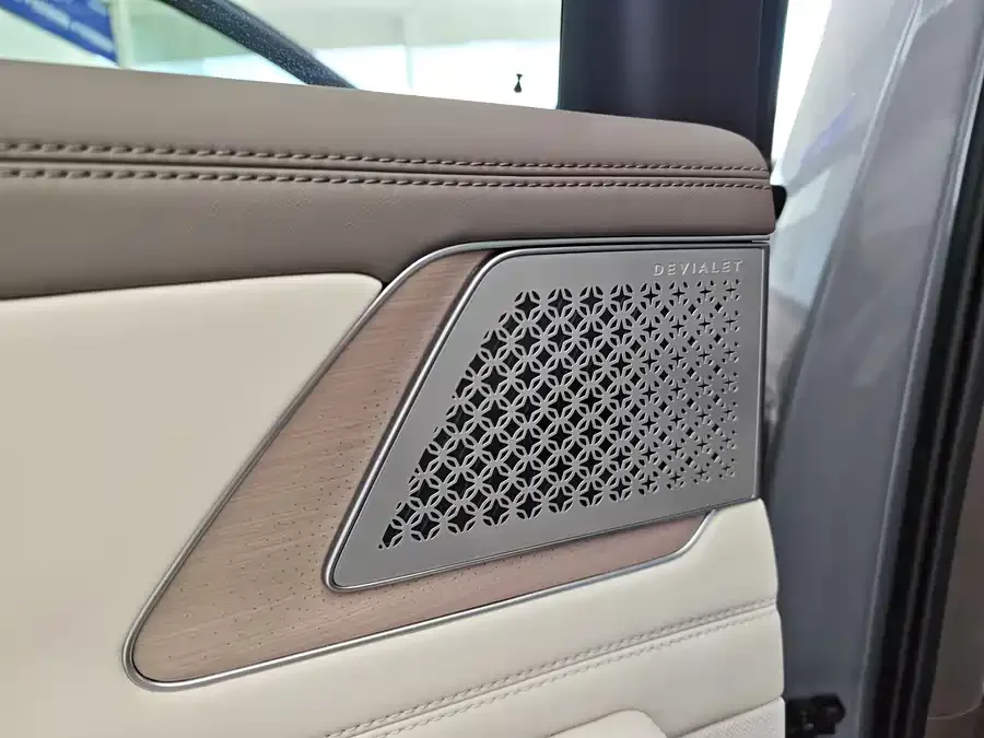BYD N8L Denza N8L 2025 Flagship Model 2025 — миниатюра 5