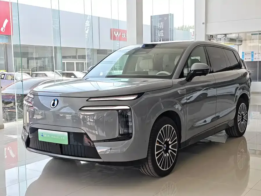 BYD N8L 2025