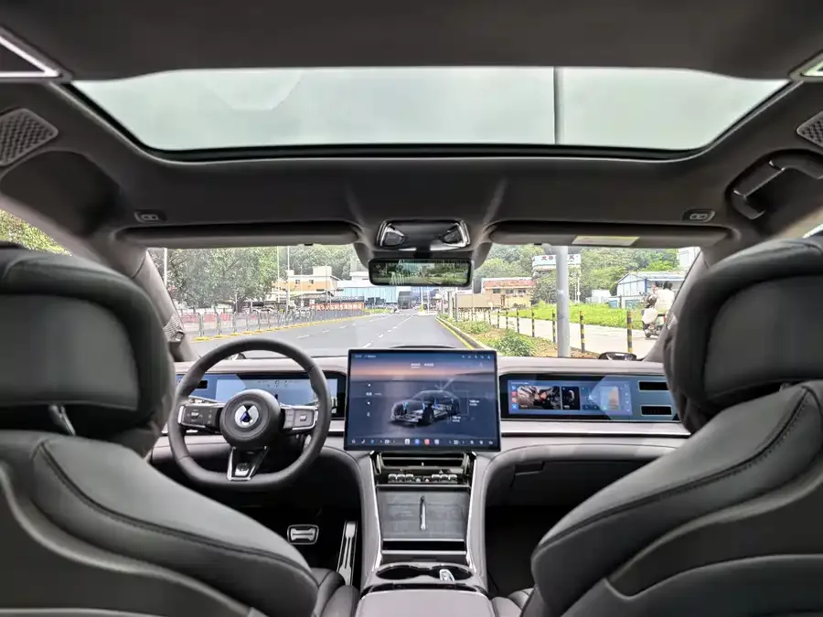 BYD Z9 Denza Z9 2024 1100km 4WD Max Edition 2024 — миниатюра 4