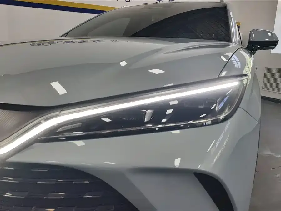 BYD Song L DM-i Song L DM-i 2024 112km Surpassing Edition 2024 — миниатюра 2