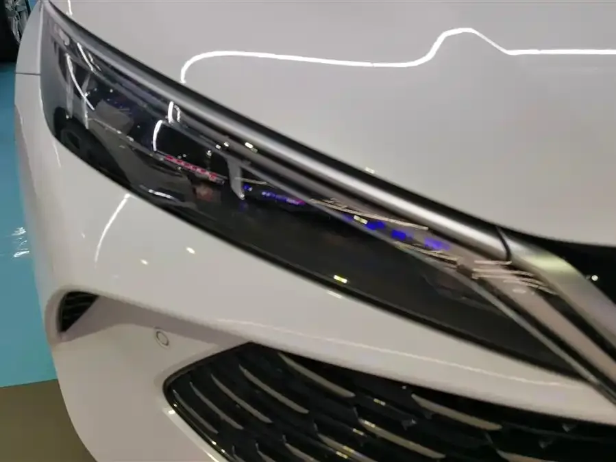 BYD Qin L Qin L 2025 DM-i Intelligent Driving Edition 120KM Beyond Edition 2025 — миниатюра 5