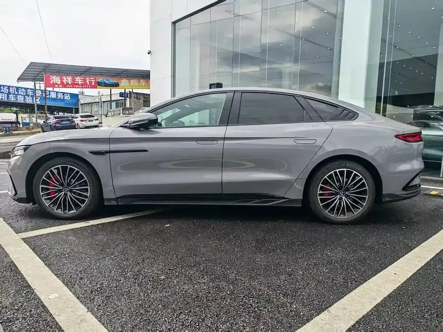 BYD Second-hand Han 2025 EV 701KM LiDAR Intelligent Driving Model 2024 — миниатюра 3