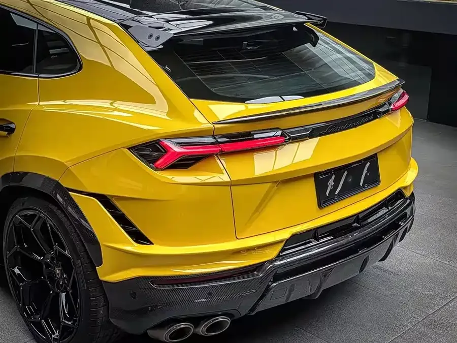 Lamborghini Urus Urus 2022 4.0T V8 Performante 2023 — миниатюра 2