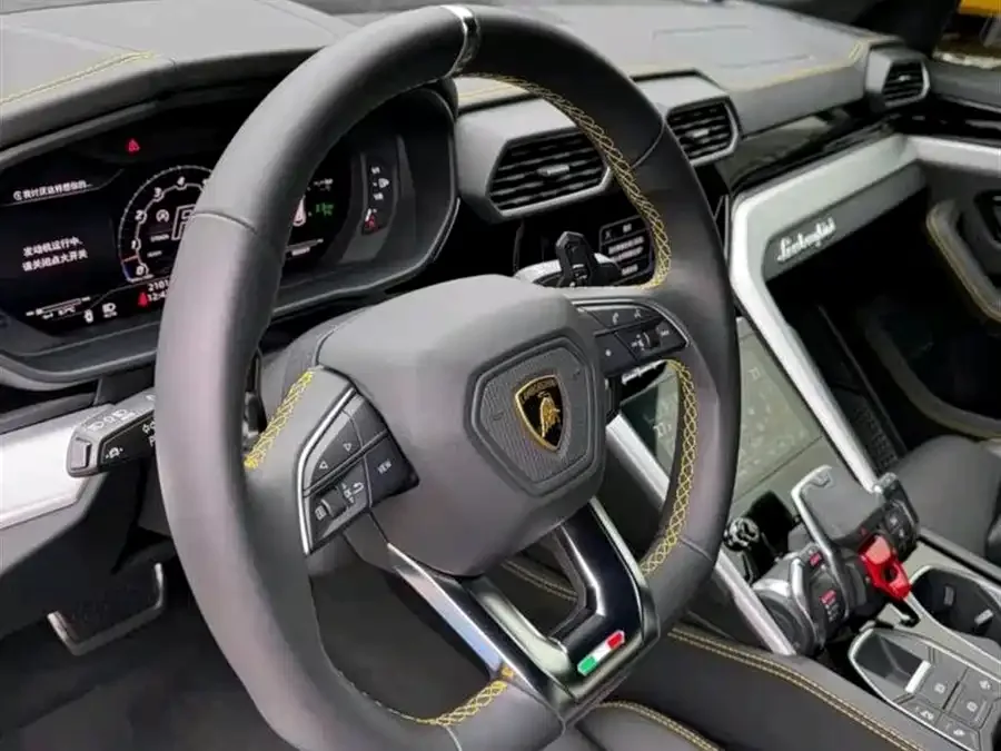 Lamborghini Urus Urus 2021 4.0T V8 2022 — миниатюра 2