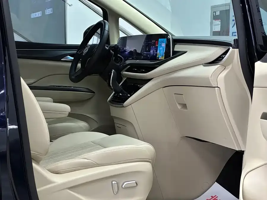 Buick GL8 2023 ES Lu Zun Luxury Edition 2023 — миниатюра 4