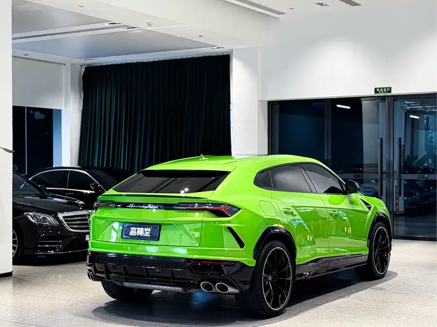 Lamborghini Urus Urus 2021 4.0T V8 2023 — миниатюра 2