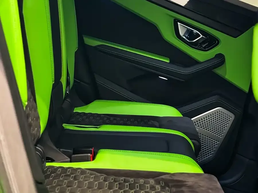 Lamborghini Urus Urus 2021 4.0T V8 2023 — миниатюра 3