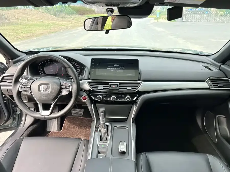 Honda Inspire Inship 2022 260TURBO Exquisite Edition 2022 — миниатюра 4