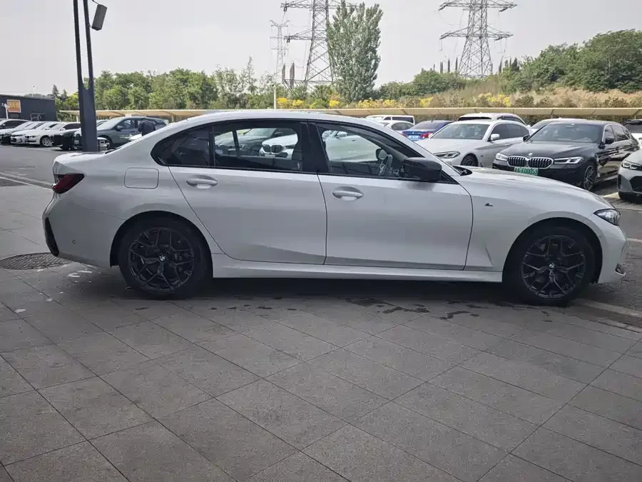 BMW 3 Series BMW 3 Series 2025 330Li M Sport Night Edition 2024 — миниатюра 5