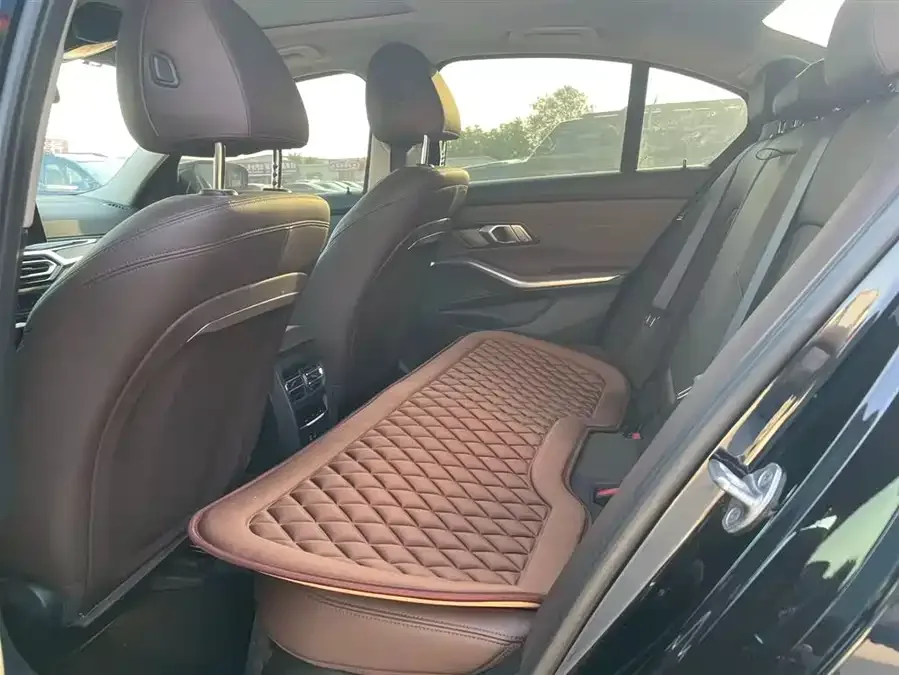 BMW 3 Series BMW 3 Series 2023 320i M Sport Package 2024 — миниатюра 3