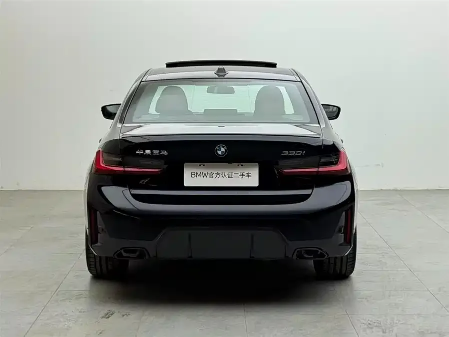 BMW 3 Series BMW 3 Series 2023 330i M Sport Night Edition 2025 — миниатюра 2