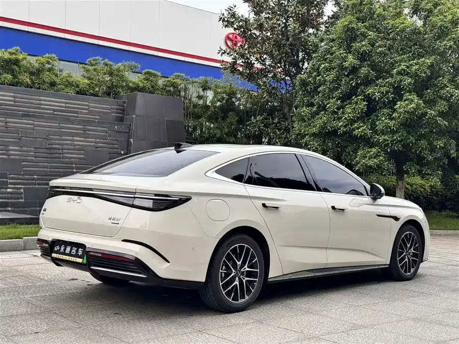 BYD seal 07 DM-i Haibao 07 DM-i 2025 Intelligent Driving Edition DM-i 1.5L 125km Premium Edition 2025 — миниатюра 4