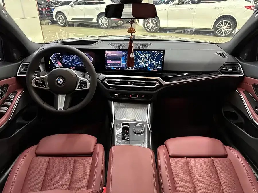 BMW 3 Series BMW 3 Series 2024 330i M Sport Night Edition 2024 — миниатюра 3