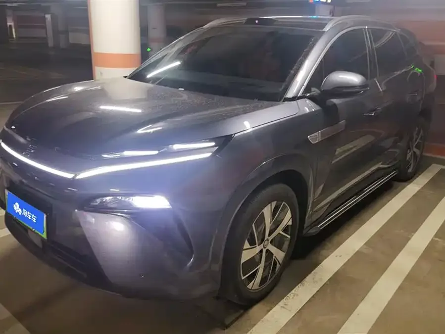 BYD Tang L 2025