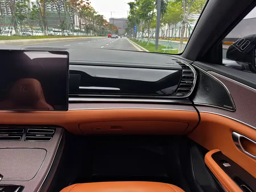 BYD Second-hand Han 2022 DM-i 242KM Flagship 2023 — миниатюра 5