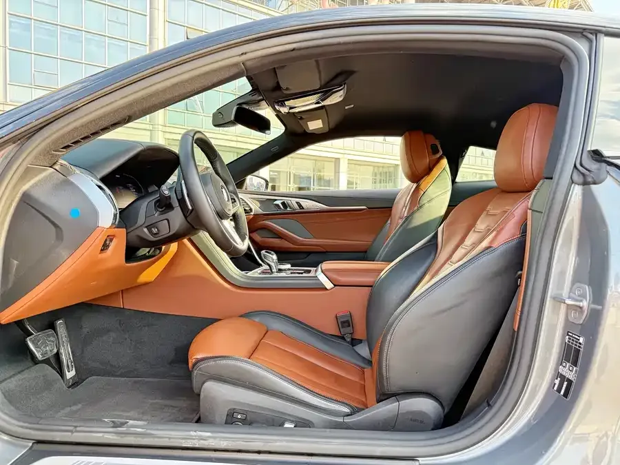 BMW 8 Series BMW 8 Series 2022 840i Coupe M Sport Package 2024 — миниатюра 3