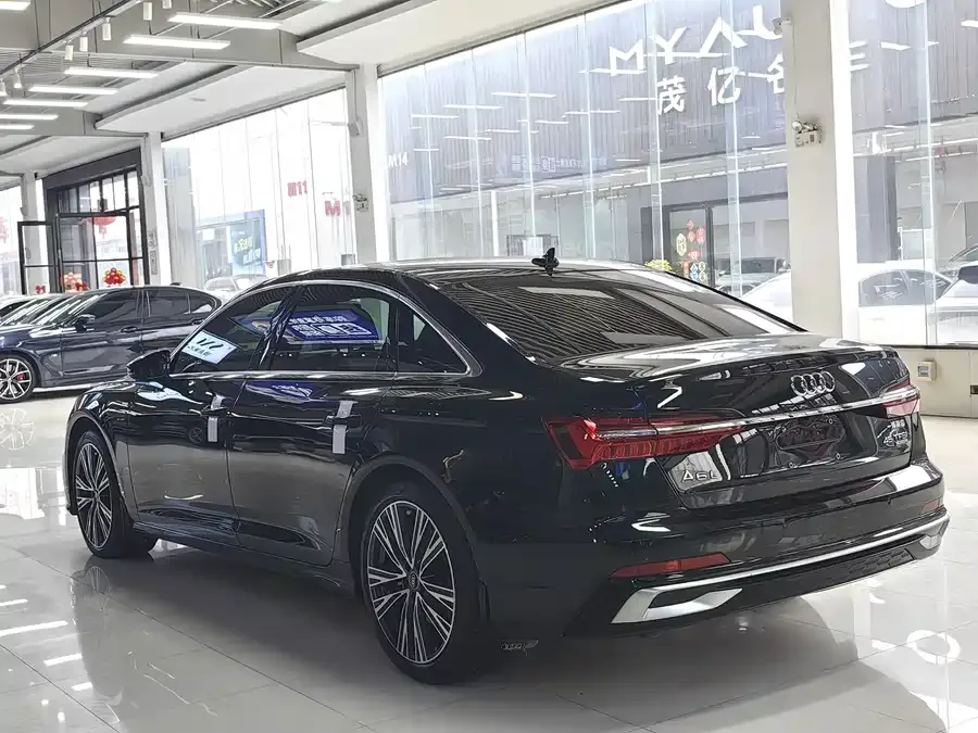 Audi A6L 2024 45 TFSI quattro premium dynamic model 2024 — миниатюра 4