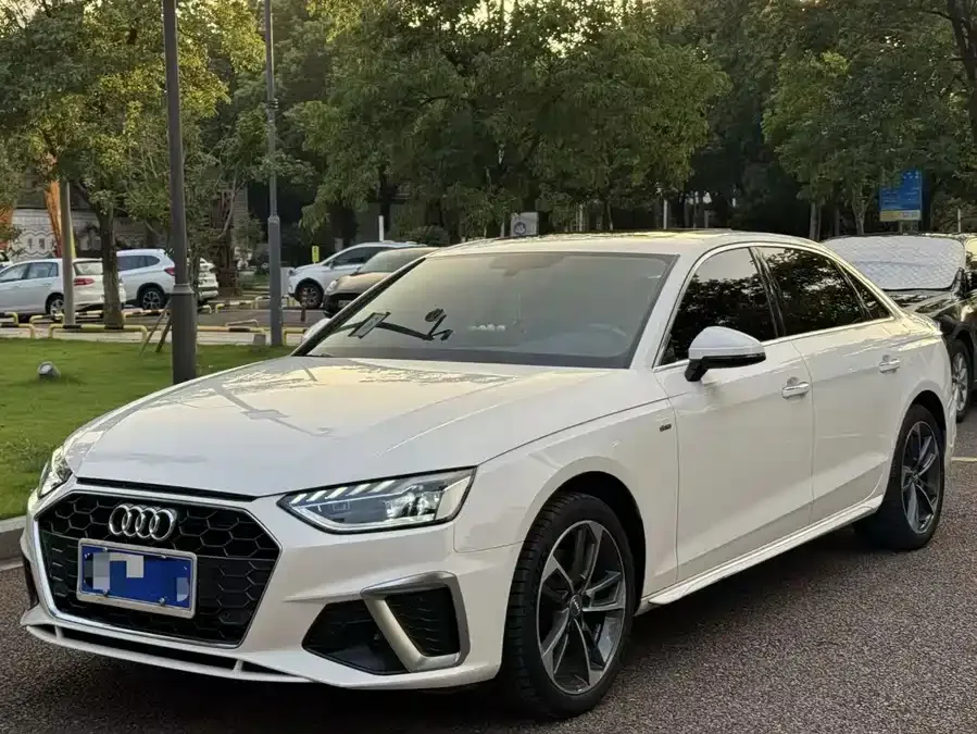 Audi a4 l 2022