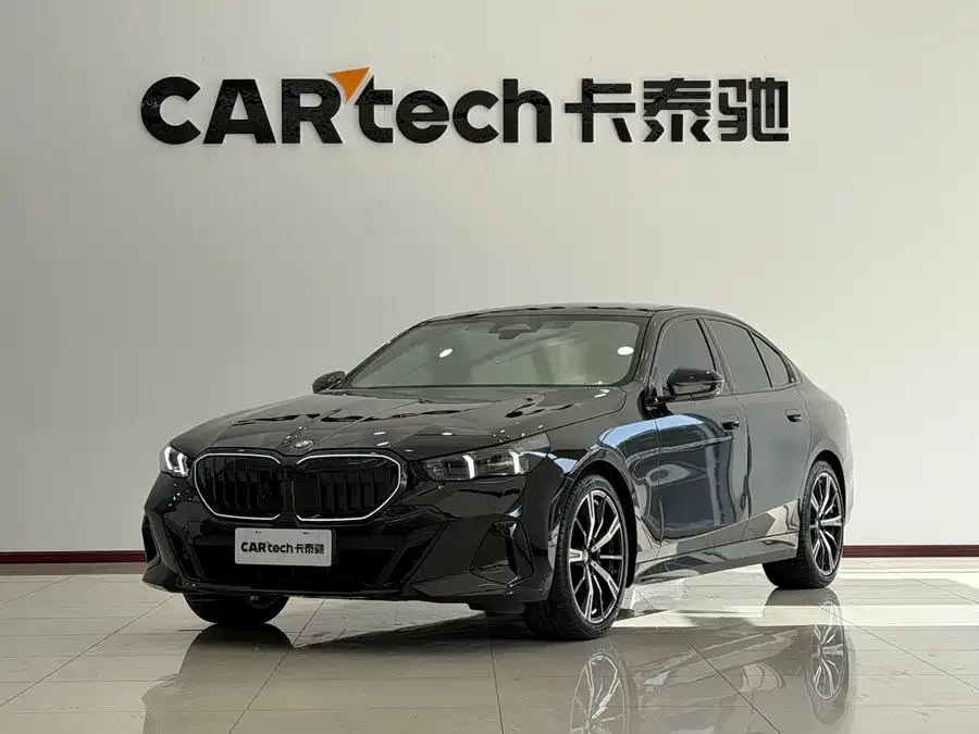 BMW 5 Series 2025