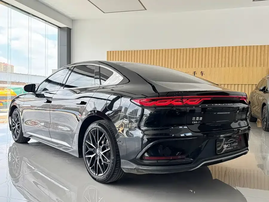 BYD Second-hand Han 2022 DM-p 202KM 4WD flagship model 2023 — миниатюра 4