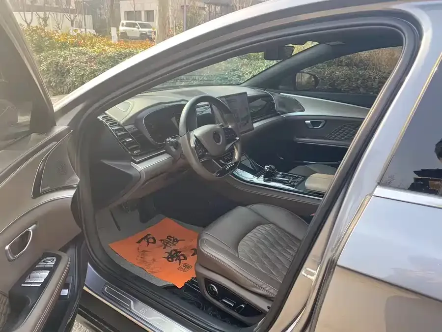 BYD Second-hand Han 2023 EV Champion Edition 605KM Front-wheel Drive Premium 2023 — миниатюра 4