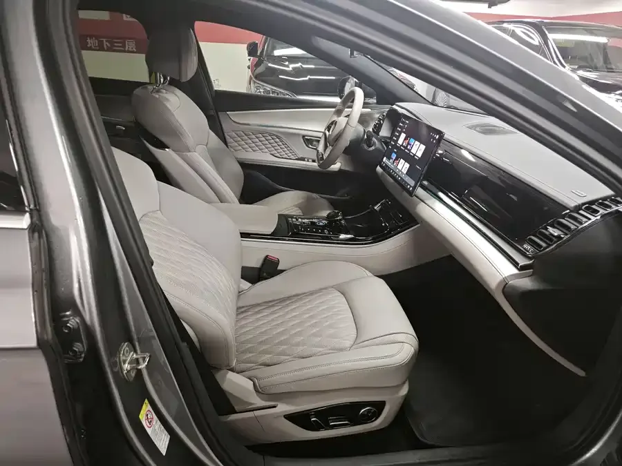 BYD Second-hand Han 2024 EV Honor Edition 605KM Front-wheel Drive Premium 2024 — миниатюра 4