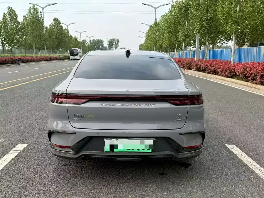 BYD Second-hand Han 2025 DM-i Intelligent Driving Edition 125KM Elite Edition 2025 — миниатюра 3