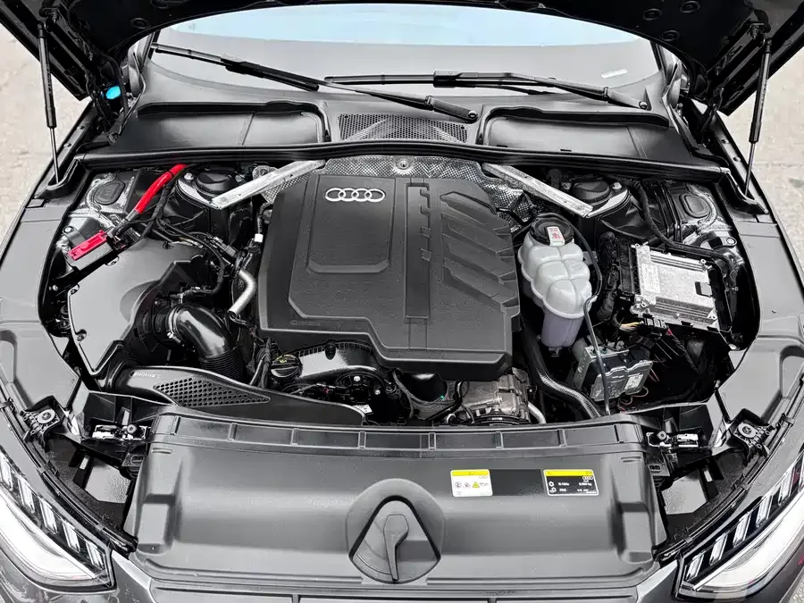 Audi a4 l 2025 2 million units Enjoyable Edition 40 TFSI Fashion Dynamic Edition 2025 — миниатюра 5