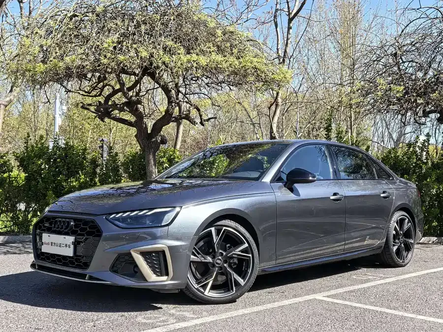 Audi a4 l 2024