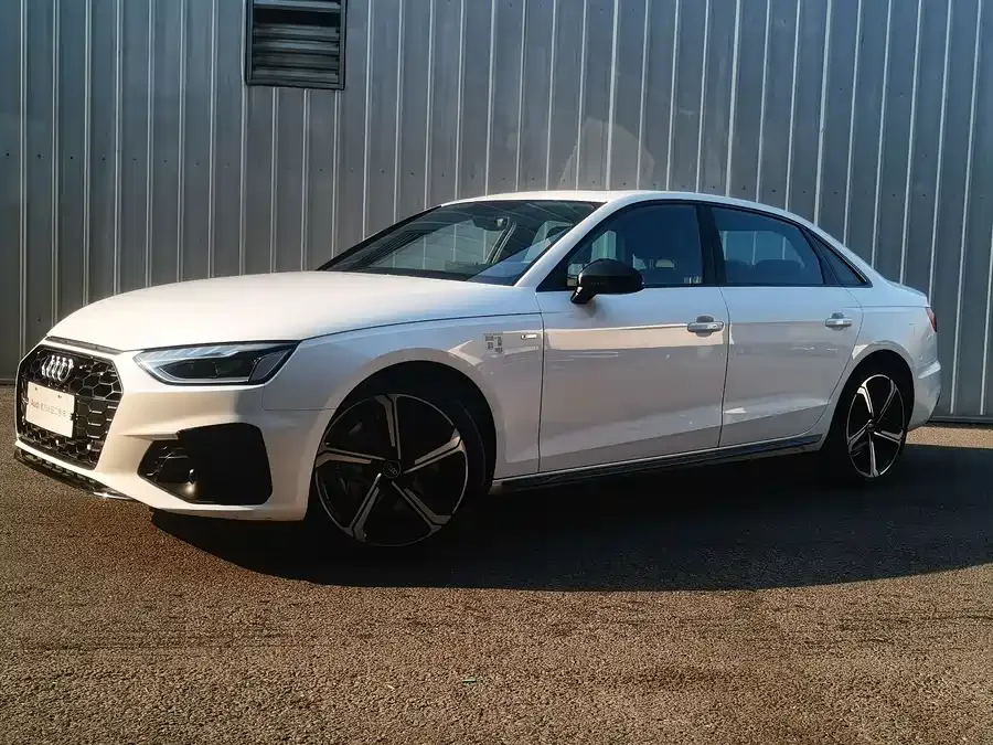 Audi a4 l 2025