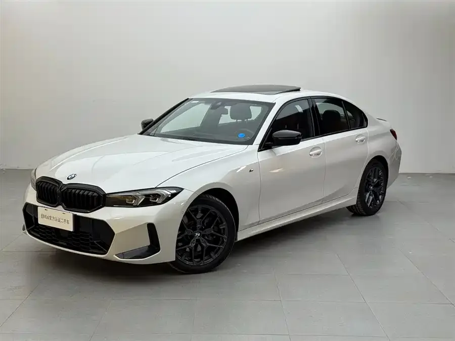 BMW 3 Series BMW 3 Series 2025 330i M Sport Night Edition 2025 — фото 1, купить с доставкой в Москву