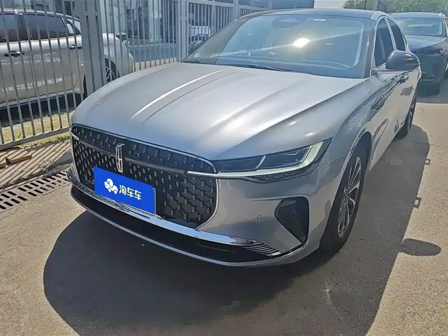 Lincoln Z 2025