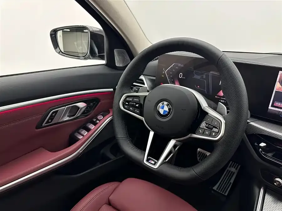 BMW 3 Series BMW 3 Series 2025 330Li M Sport Night Edition 2024 — миниатюра 3
