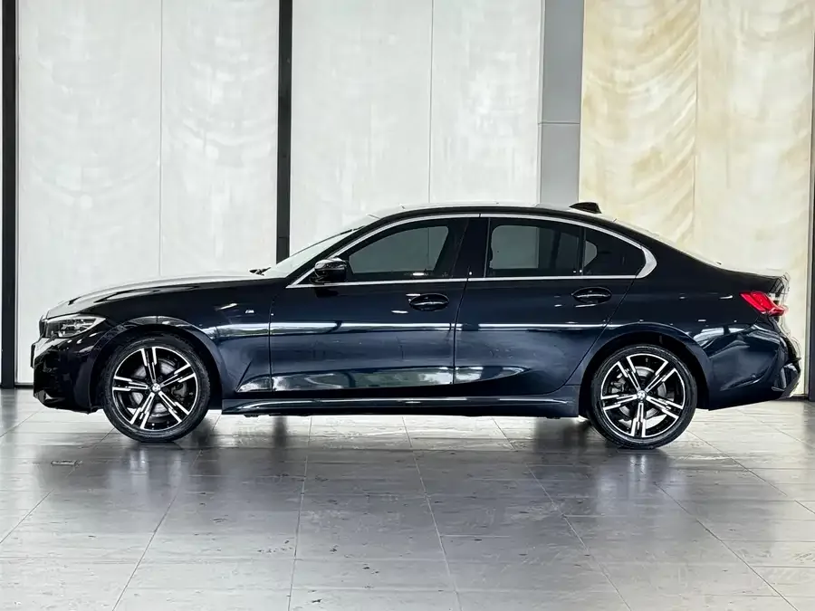 BMW 3 Series BMW 3 Series 2022 facelift 325i M Sport package 2022 — миниатюра 2