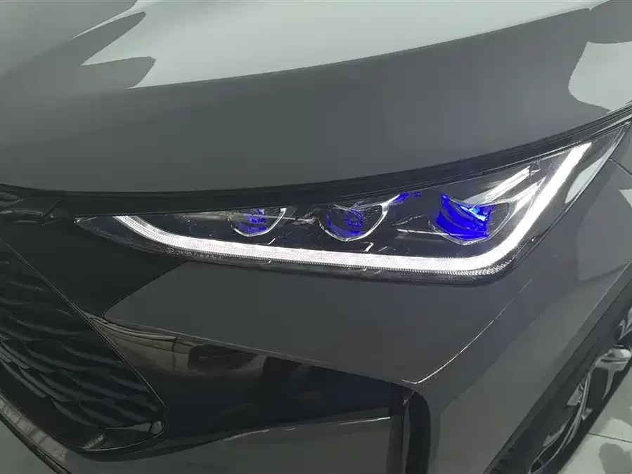 BYD Tang New Energy Tang New Energy 2025 DM-i 115KM Flagship 2025 — миниатюра 2