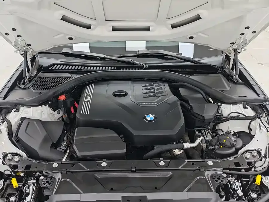 BMW 3 Series BMW 3 Series 2022 320i Sport Package 2022 — миниатюра 5