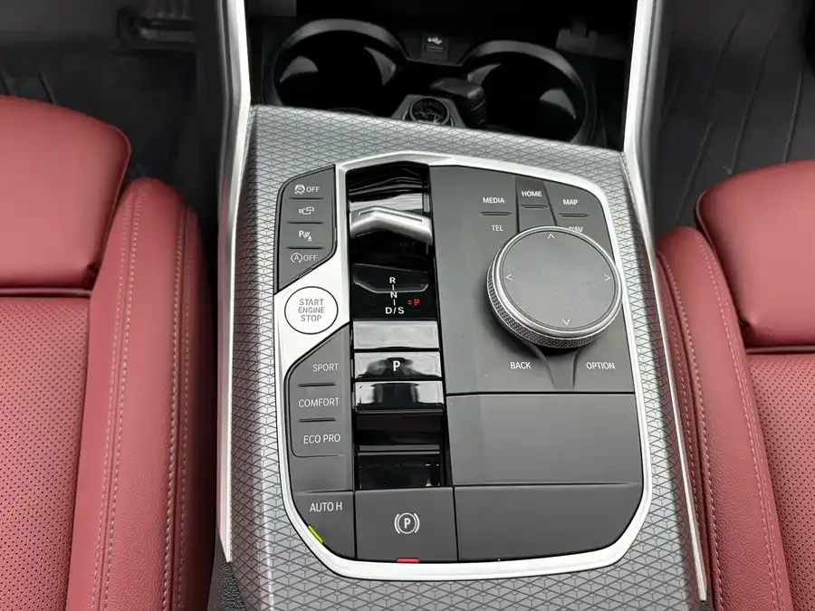 BMW 3 Series BMW 3 Series 2025 330Li M Sport Night Edition 2025 — миниатюра 4