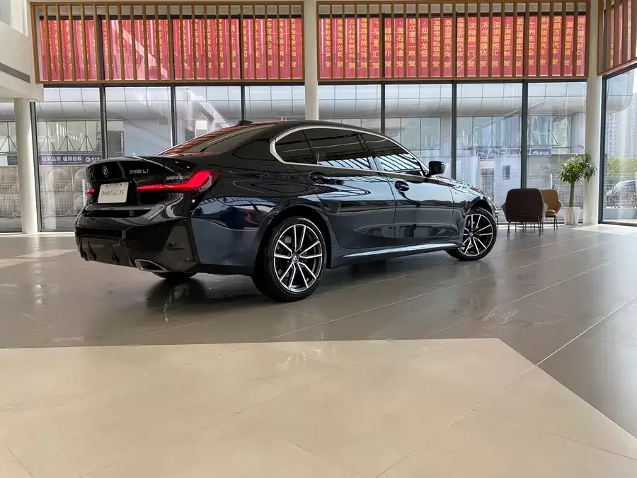 BMW 3 Series BMW 3 Series 2023 325Li M Sport Package 2023 — миниатюра 3