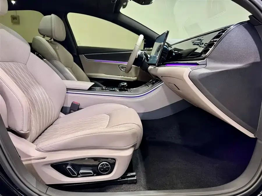 BYD Second-hand Han 2025 DM-i Intelligent Driving Edition 125KM LiDAR Flagship Model 2025 — миниатюра 5