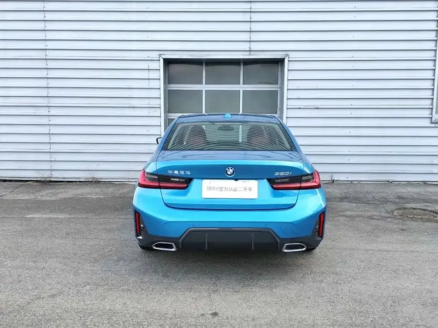 BMW 3 Series BMW 3 Series 2024 320i M Sports Package 2025 — миниатюра 2