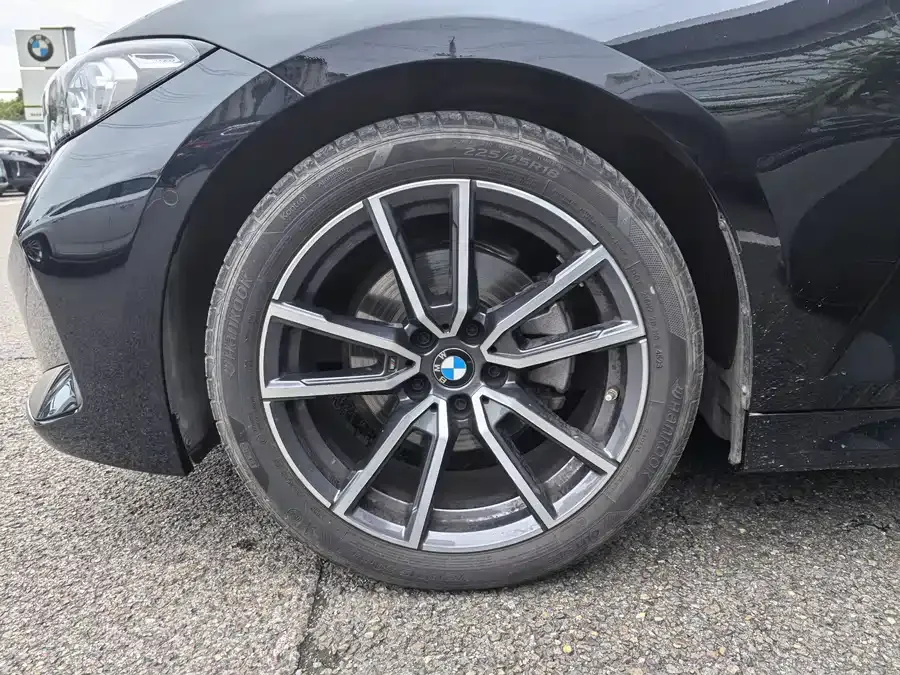 BMW 3 Series BMW 3 Series 2024 325Li M Sport Package 2023 — миниатюра 2
