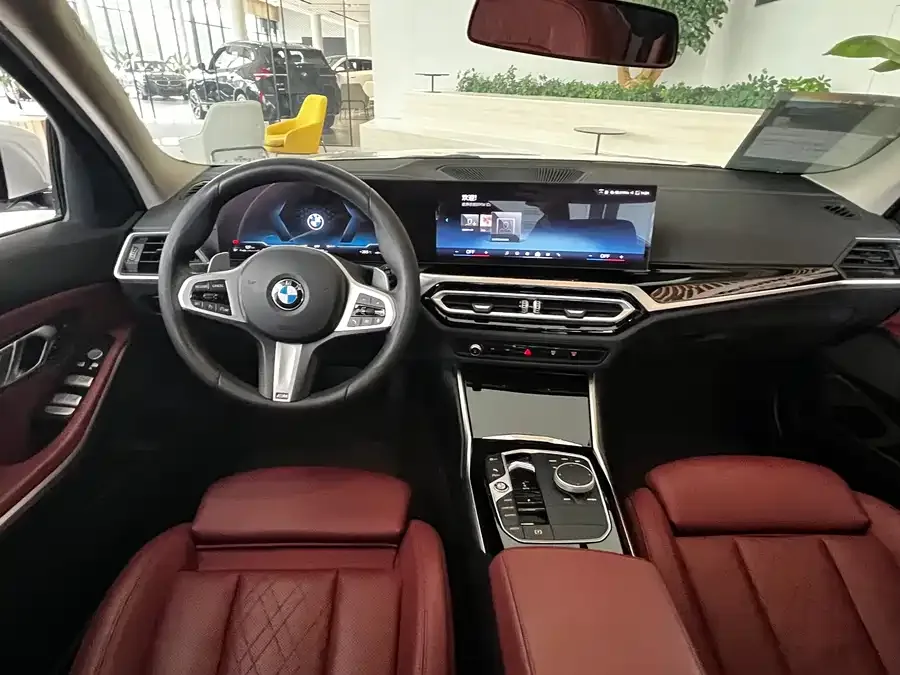 BMW 3 Series BMW 3 Series 2024 320Li M Sport Package 2024 — миниатюра 2