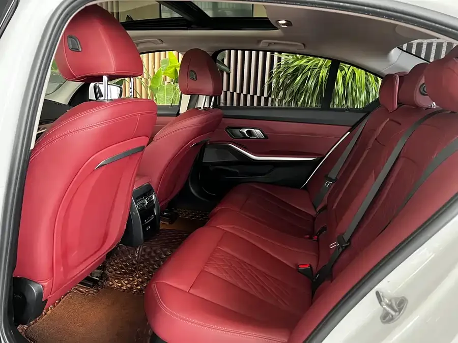 BMW 3 Series BMW 3 Series 2024 320Li M Sport Package 2024 — миниатюра 4