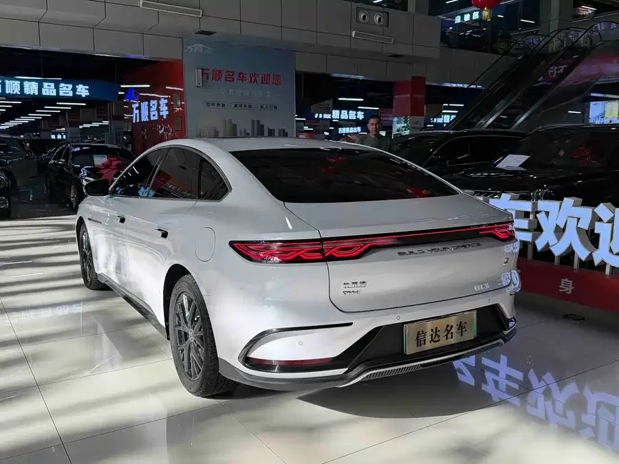 BYD Second-hand Han 2023 DM-i Champion Edition 121KM Premium Edition 2024 — миниатюра 5